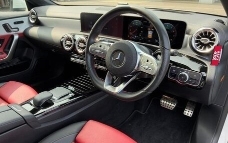 Mercedes-Benz CLA, 2022 год, 1 660 000 рублей, 21 фотография