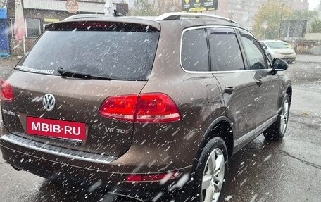 Volkswagen Touareg III, 2010 год, 2 000 000 рублей, 3 фотография