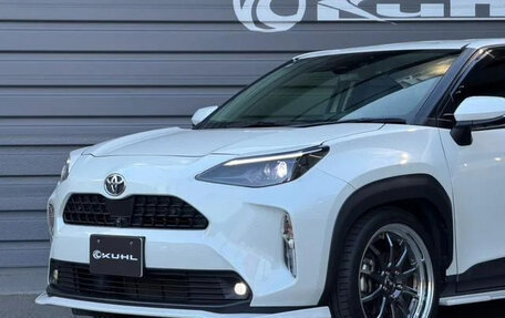 Toyota Yaris Cross, 2022 год, 1 655 000 рублей, 1 фотография