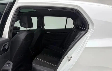 Volkswagen Golf VIII, 2023 год, 1 710 888 рублей, 20 фотография