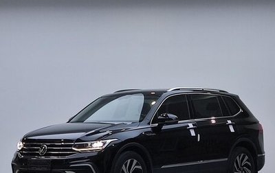 Volkswagen Tiguan II, 2023 год, 1 850 000 рублей, 1 фотография