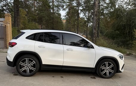 Mercedes-Benz GLA, 2022 год, 3 700 000 рублей, 6 фотография
