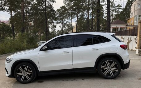Mercedes-Benz GLA, 2022 год, 3 700 000 рублей, 10 фотография
