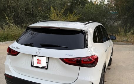 Mercedes-Benz GLA, 2022 год, 3 700 000 рублей, 11 фотография