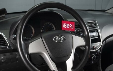 Hyundai Solaris II рестайлинг, 2013 год, 675 000 рублей, 11 фотография