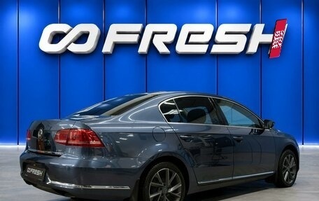 Volkswagen Passat B7, 2012 год, 1 280 000 рублей, 2 фотография