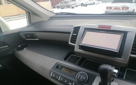 Honda Freed I, 2012 год, 1 200 000 рублей, 5 фотография