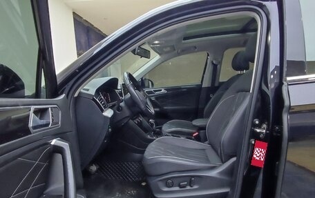 Volkswagen Tiguan II, 2023 год, 1 850 000 рублей, 6 фотография