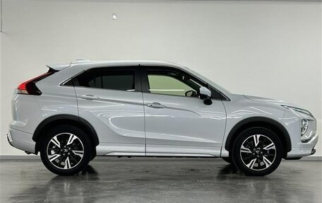 Mitsubishi Eclipse Cross, 2023 год, 1 997 000 рублей, 2 фотография