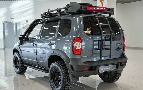 Chevrolet Niva I рестайлинг, 2009 год, 950 000 рублей, 4 фотография