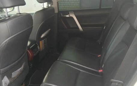 Toyota Land Cruiser Prado 150 рестайлинг, 2015 год, 4 050 000 рублей, 13 фотография
