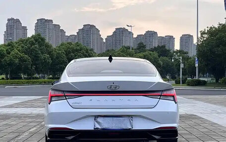 Hyundai Elantra, 2023 год, 1 176 000 рублей, 5 фотография
