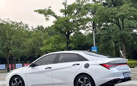 Hyundai Elantra, 2023 год, 1 176 000 рублей, 4 фотография
