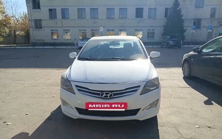 Hyundai Solaris II рестайлинг, 2014 год, 400 000 рублей, 2 фотография