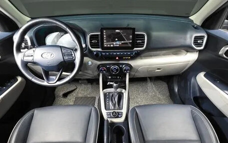 Hyundai Venue I, 2023 год, 1 276 000 рублей, 10 фотография