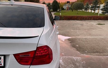 BMW 3 серия, 2010 год, 1 100 000 рублей, 2 фотография