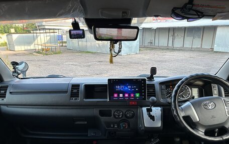 Toyota HiAce H200, 2020 год, 4 999 000 рублей, 4 фотография