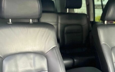 Toyota Land Cruiser 200, 2018 год, 9 900 000 рублей, 5 фотография