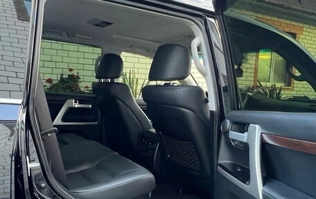 Toyota Land Cruiser 200, 2018 год, 9 900 000 рублей, 7 фотография