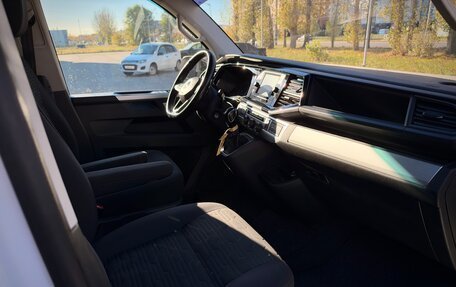 Volkswagen Multivan T6 рестайлинг, 2020 год, 6 000 000 рублей, 5 фотография