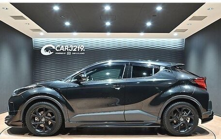 Toyota C-HR I рестайлинг, 2023 год, 1 920 060 рублей, 9 фотография