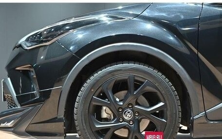 Toyota C-HR I рестайлинг, 2023 год, 1 920 060 рублей, 14 фотография