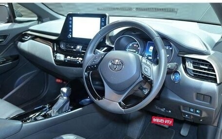 Toyota C-HR I рестайлинг, 2023 год, 1 920 060 рублей, 21 фотография