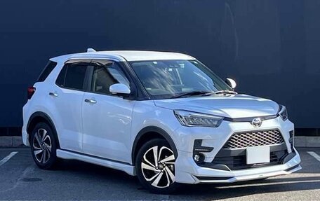 Toyota Raize I, 2022 год, 998 000 рублей, 1 фотография