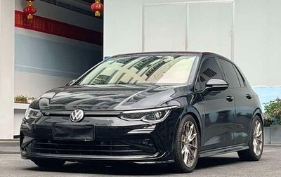 Volkswagen Golf VIII, 2023 год, 1 800 000 рублей, 1 фотография