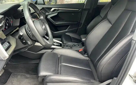 Audi A3, 2022 год, 1 725 000 рублей, 6 фотография