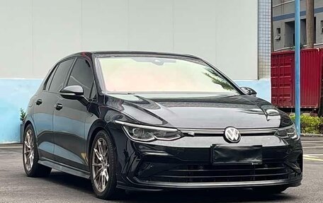Volkswagen Golf VIII, 2023 год, 1 800 000 рублей, 3 фотография