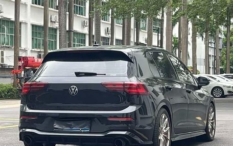 Volkswagen Golf VIII, 2023 год, 1 800 000 рублей, 4 фотография