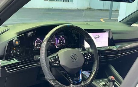Volkswagen Golf VIII, 2023 год, 1 800 000 рублей, 9 фотография