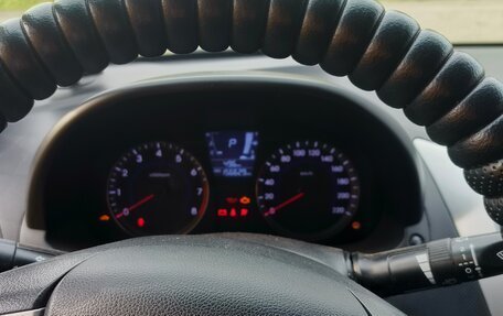 Hyundai Solaris II рестайлинг, 2012 год, 650 000 рублей, 5 фотография