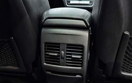 Mercedes-Benz GLA, 2017 год, 1 550 000 рублей, 12 фотография