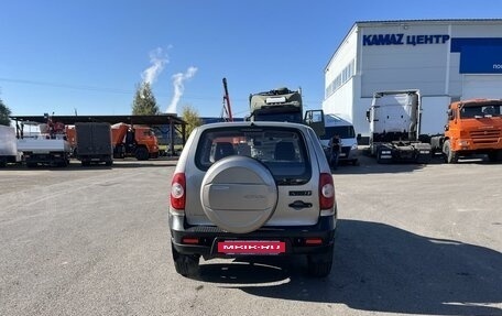 Chevrolet Niva I рестайлинг, 2015 год, 389 000 рублей, 6 фотография