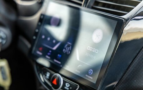 Hyundai Solaris II рестайлинг, 2012 год, 888 000 рублей, 25 фотография