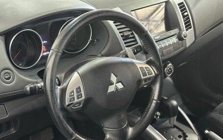 Mitsubishi Outlander III рестайлинг 3, 2012 год, 1 300 000 рублей, 12 фотография