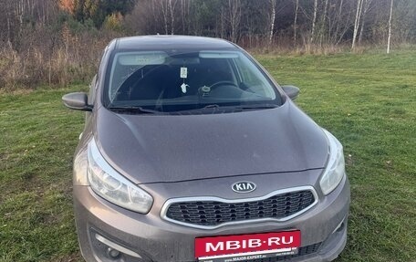 KIA cee'd III, 2017 год, 1 300 000 рублей, 2 фотография