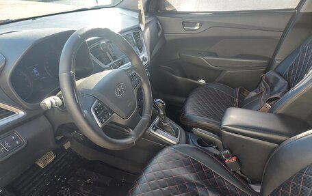 Hyundai Solaris II рестайлинг, 2019 год, 710 000 рублей, 16 фотография