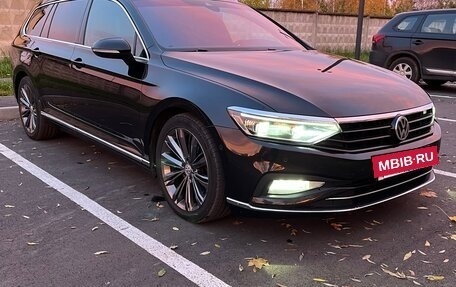 Volkswagen Passat B8 рестайлинг, 2020 год, 2 940 000 рублей, 3 фотография