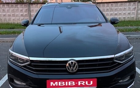 Volkswagen Passat B8 рестайлинг, 2020 год, 2 940 000 рублей, 6 фотография