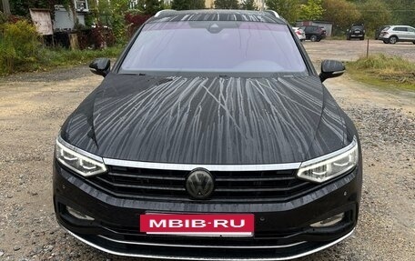 Volkswagen Passat B8 рестайлинг, 2020 год, 2 940 000 рублей, 26 фотография