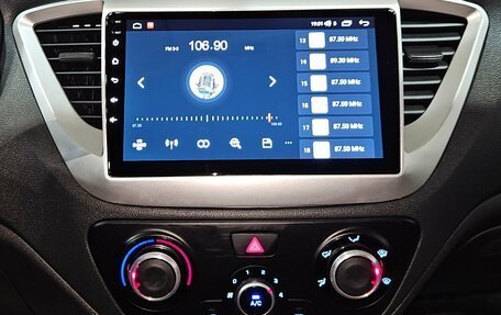 Hyundai Solaris II рестайлинг, 2021 год, 1 575 000 рублей, 14 фотография