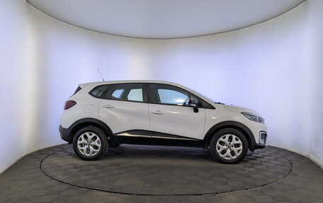 Renault Kaptur I рестайлинг, 2017 год, 1 250 000 рублей, 4 фотография