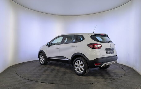 Renault Kaptur I рестайлинг, 2017 год, 1 250 000 рублей, 7 фотография