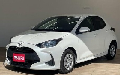 Toyota Yaris, 2023 год, 1 018 000 рублей, 1 фотография