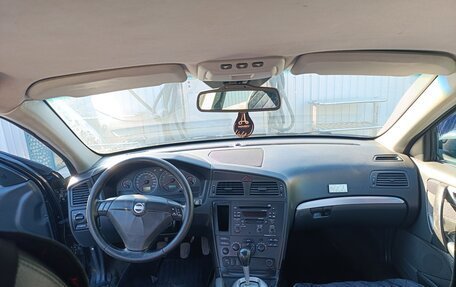 Volvo S60 III, 2004 год, 300 000 рублей, 4 фотография