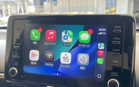 Toyota Yaris, 2023 год, 1 018 000 рублей, 12 фотография