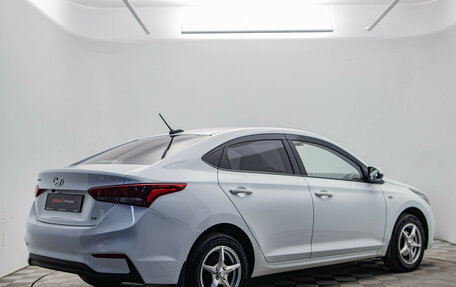 Hyundai Solaris II рестайлинг, 2017 год, 1 200 000 рублей, 5 фотография